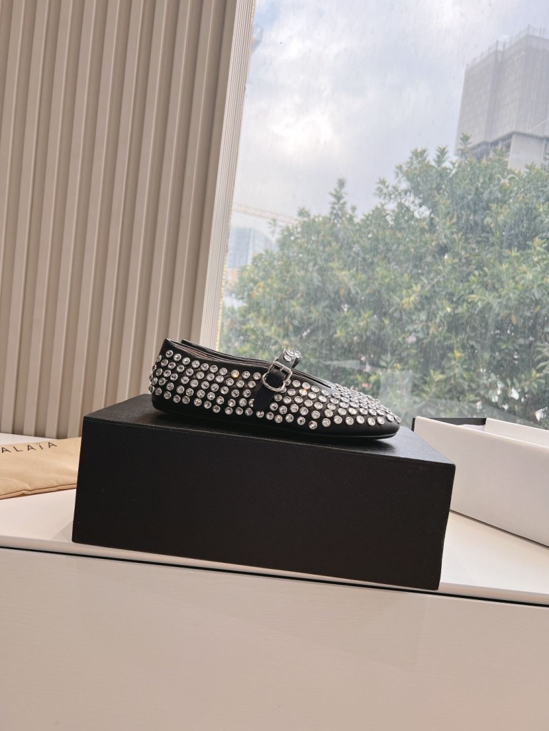 Alaia Flat Shoes